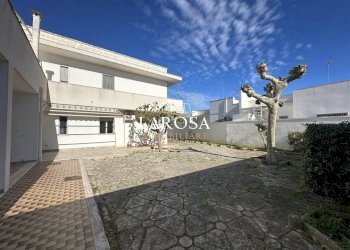 5.jpg - Independent house Piazza Vincenzo Bellini 7, Melendugno - photo 5