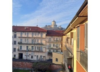 20240220_083700.jpg - Bilocale VIA COSMO 6, Torino (zona Borgo Po) - foto 1