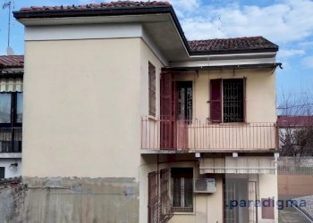 Independent house Via Professor Cesare Massa, Voghera - photo 4