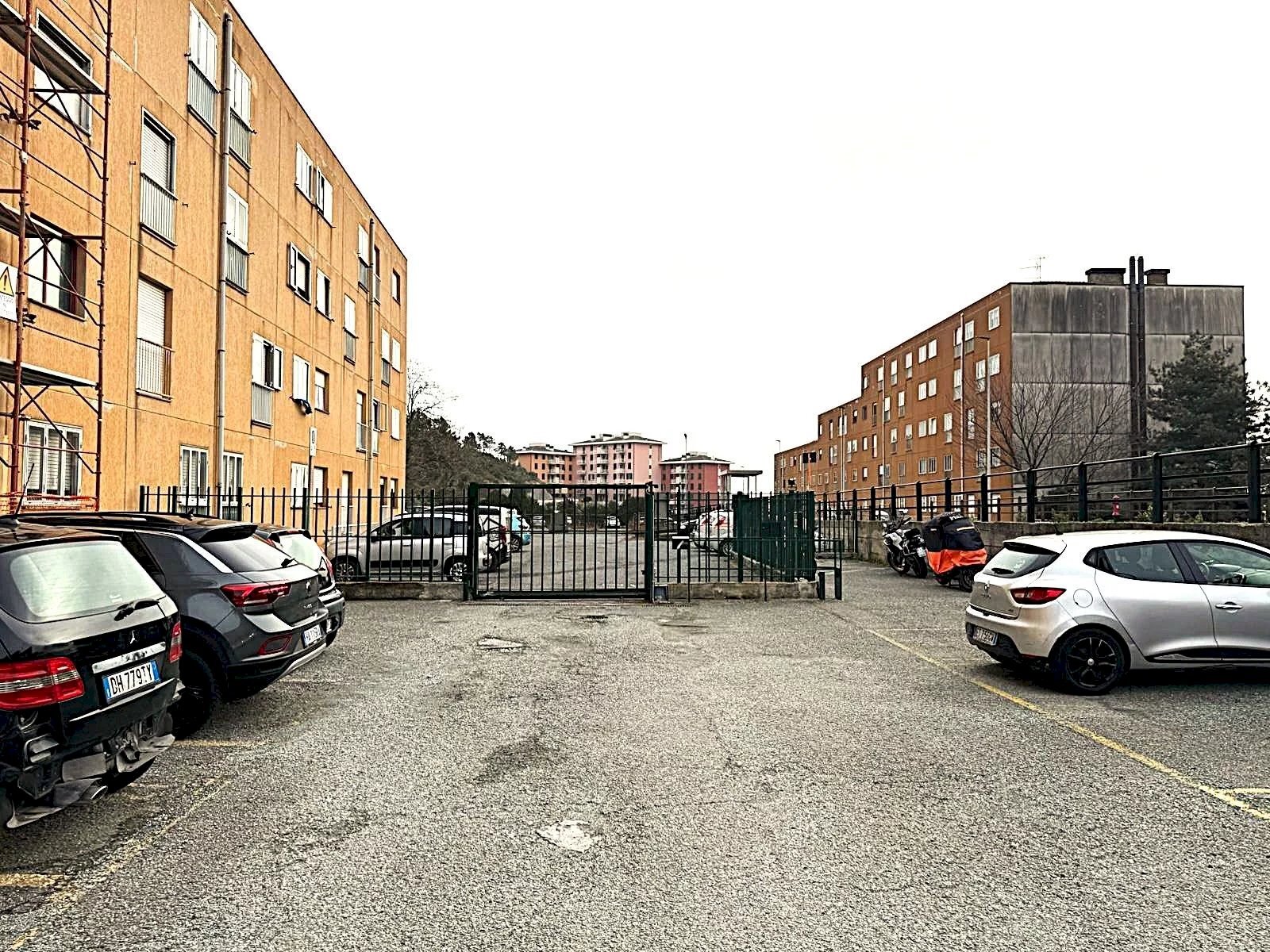 Four-room apartment Via 2 Dicembre, Genova (neighborhood Prà) - photo 3