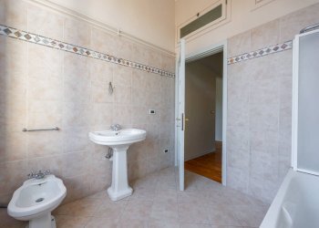 Trilocale Torino (zona Centro) - foto 15