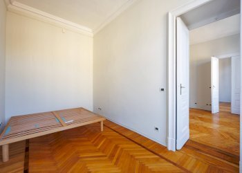 Trilocale Torino (zona Centro) - foto 17