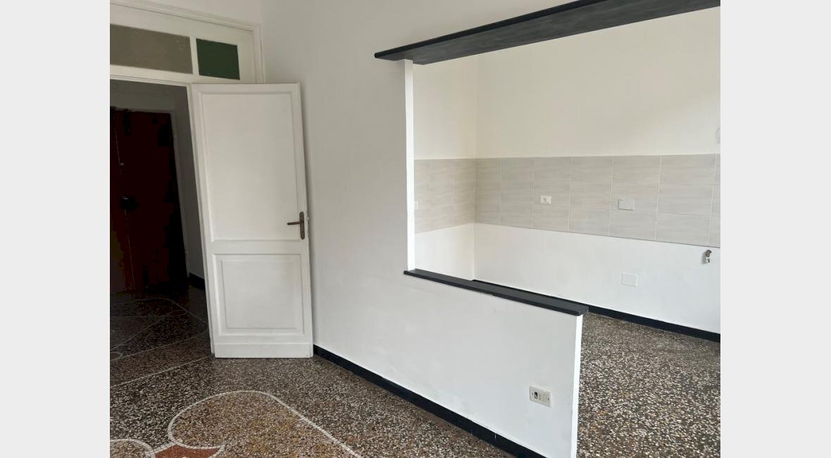 One-room apartment Genova - photo 2