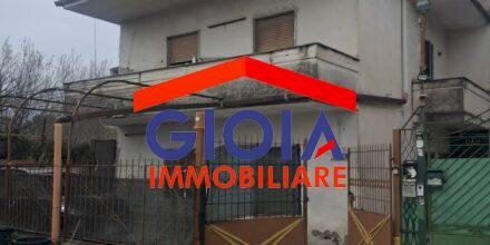 Two-room apartment Mondragone - photo 1