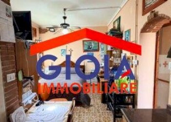 Two-room apartment Mondragone - photo 10