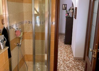 Trilocale Savona - foto 9