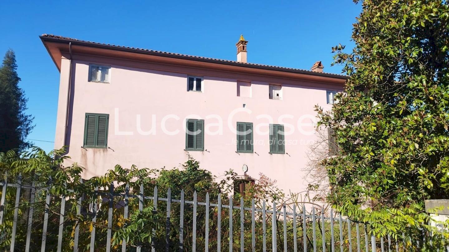 Casa indipendente Capannori - foto 1