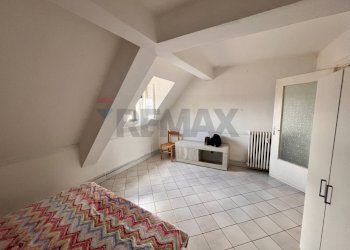 Bilocale Piazza Giovanni XXIII, 30 
 Valenza, Valenza - foto 4