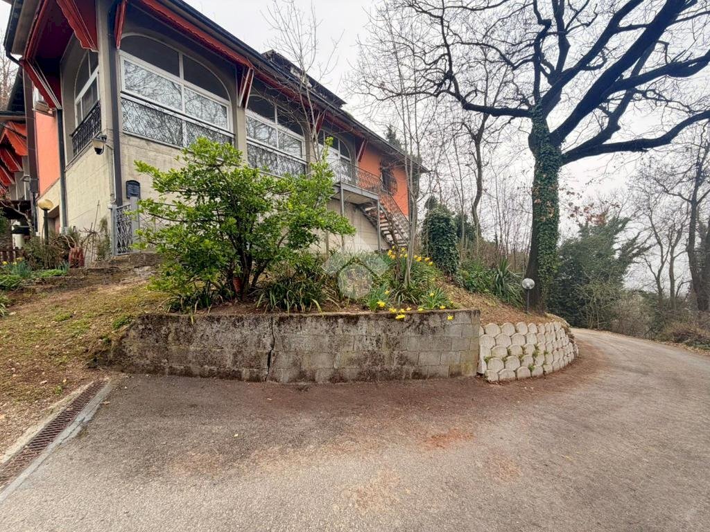 Porzione di casa Via Secchiano, Valsamoggia (zona Modena Est) - foto 2