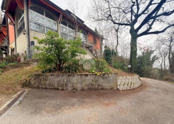 Porzione di casa Via Secchiano, Valsamoggia (zona Modena Est) - foto 2