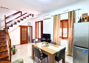 Casa indipendente Mondragone - foto 1