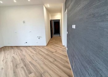 Three-room apartment Pinerolo - photo 3