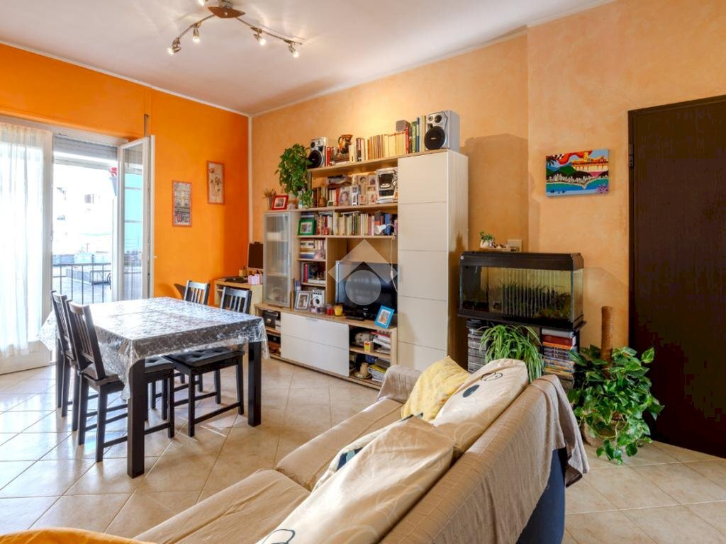 Trilocale Via Fratelli Fea, Chieri - foto 1