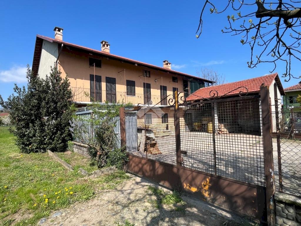 Casa indipendente Via megliassoni, San Francesco al Campo - foto 1