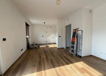 Trilocale Via Giacomo Matteotti, Lanzo Torinese - foto 4