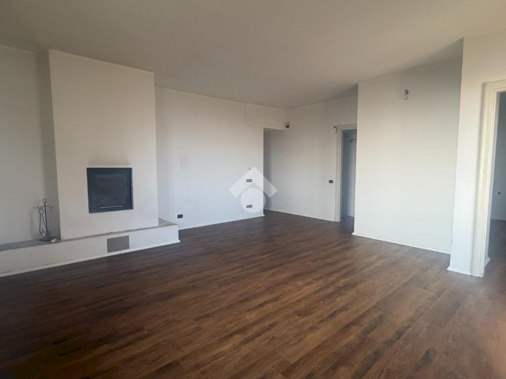 Villa a Schiera Strada San Raffaele, Castagneto Po - foto 1