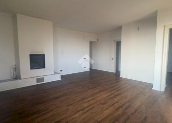 Villa a Schiera Strada San Raffaele, Castagneto Po - foto 1