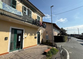 Quadrilocale Via Cisa Vecchia, Santo Stefano di Magra - foto 1