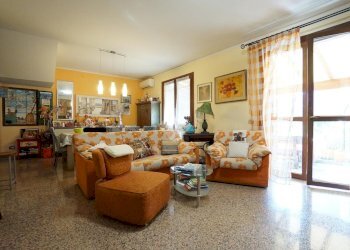 Villa a Schiera Str. Cavezzo, Modena (zona Baggiovara) - foto 4