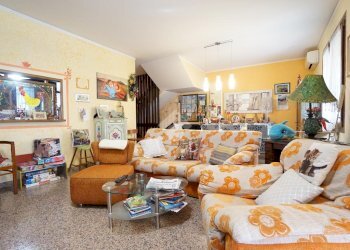 Villa a Schiera Str. Cavezzo, Modena (zona Baggiovara) - foto 8