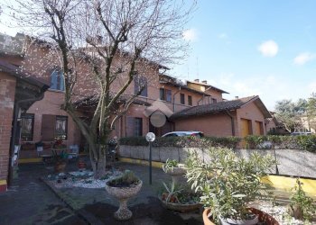 Villa a Schiera Str. Cavezzo, Modena (zona Baggiovara) - foto 25