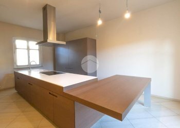 Independent house Via palestro, Canale - photo 1
