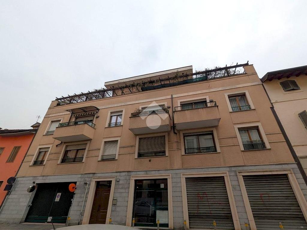 Box Via Enrico Cialdini, Milano (zona Affori) - foto 1