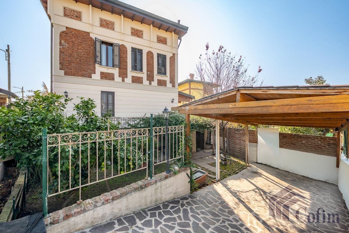 Villa Peschiera Borromeo - photo 3