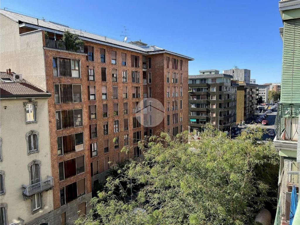 Bilocale Via Leone Tolstoi, Milano (zona Giambellino) - foto 1