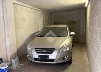 Box Corso Racconigi, Torino (zona San Paolo) - foto 2