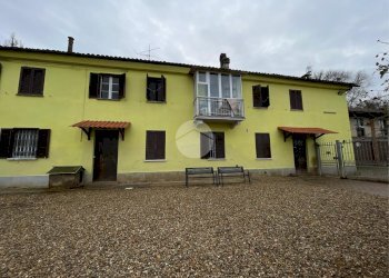 Casa indipendente Via Mattarella, Asti - foto 29