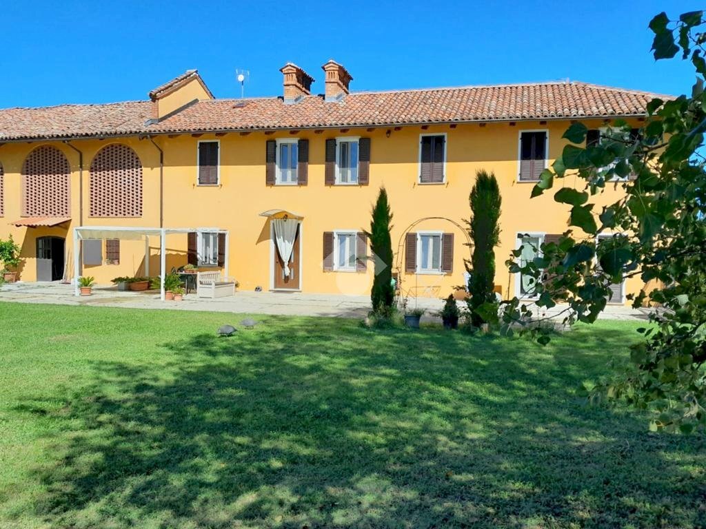 Casa indipendente Frazione Revignano, Asti - foto 1