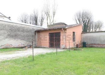 4_Garage.jpg - Rustic Bondeno - photo 4