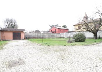 7_Giardino garage.jpg - Rustic Bondeno - photo 7