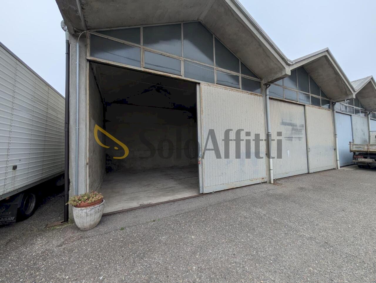 3.jpeg - Warehouse Corso Isonzo 27, Seveso - photo 3