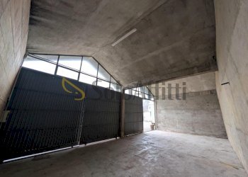 4.jpeg - Magazzino Corso Isonzo 27, Seveso - foto 5