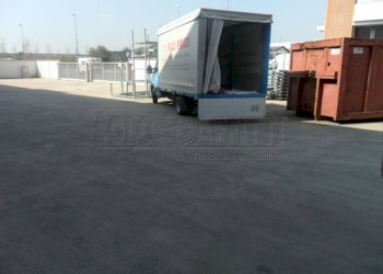 SAM_1860.JPG - Capannone Sesto Fiorentino - foto 2