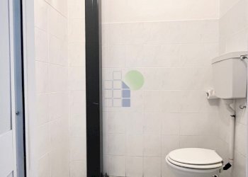 Bagno - Locale Commerciale Via della Padula 11, Livorno - foto 6