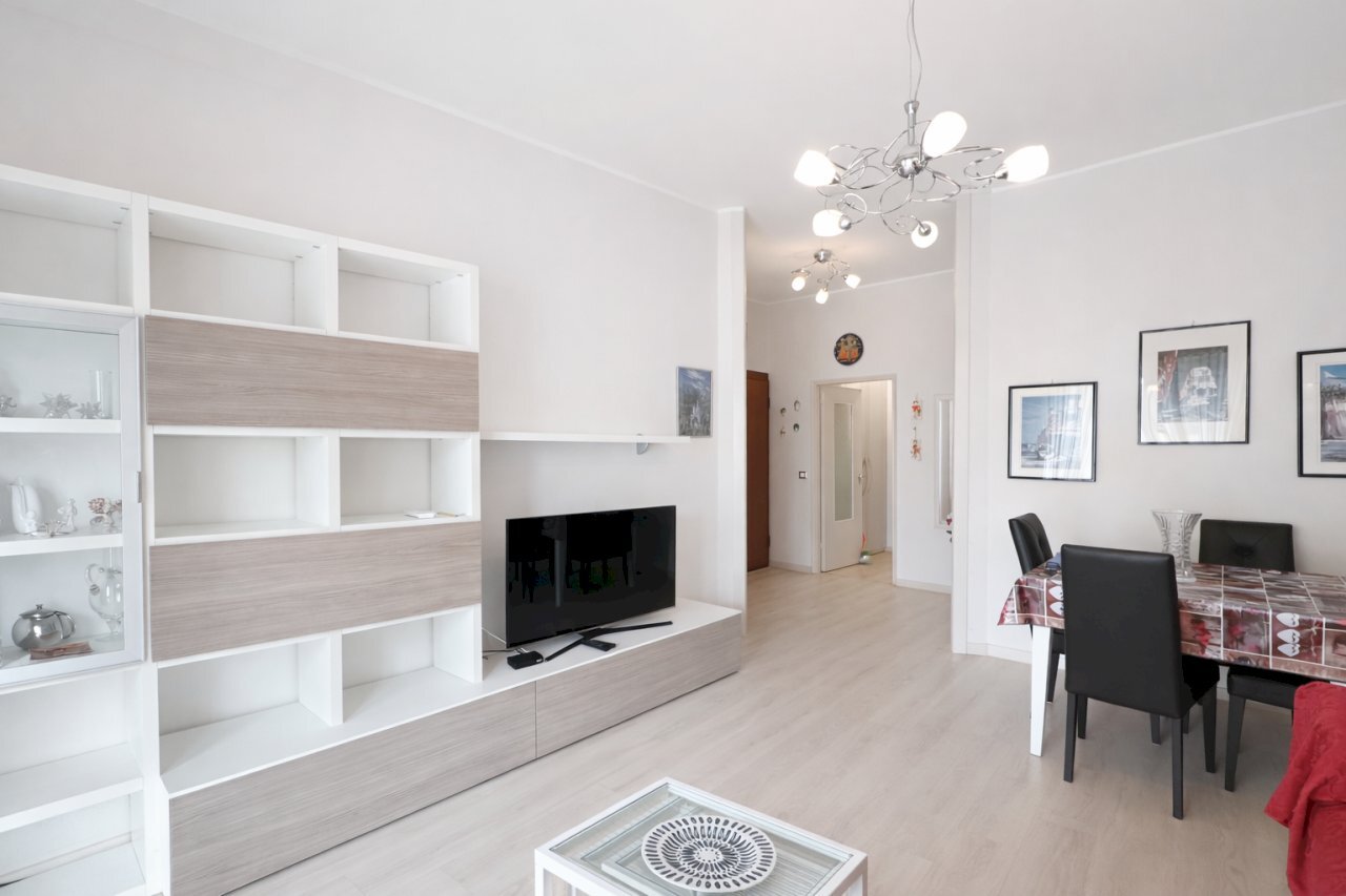 8681F8E4-8D34-4892-9AB7-6606B8E2B311.PNG - Two-room apartment Arona - photo 3