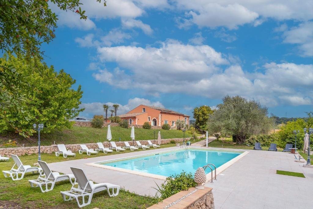 piscina 1.jpg - Villa Via Priamo 10, Siracusa - foto 3