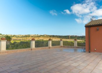 DSC01150-HDR.jpg - Villa Via Priamo 10, Siracusa - foto 26