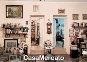 b4.jpg - Quadrilocale Via dei Condotti, Rocca di Papa - foto 2