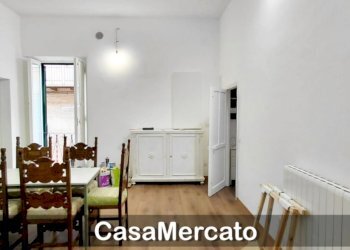 b3.jpg - Trilocale Corso della Costituente, Rocca di Papa - foto 2