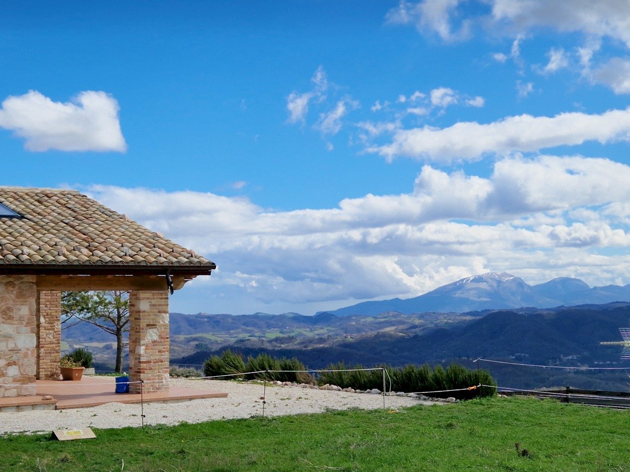 03 DI LEO IMMOBILIARE VENDE MERAVIGLIOSA CASA DI M - Casale VILLA CASALICCHIO s.n.c., Amandola - photo 3