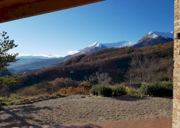 08 DI LEO IMMOBILIARE VENDE MERAVIGLIOSA CASA DI M - Casale VILLA CASALICCHIO s.n.c., Amandola - foto 8