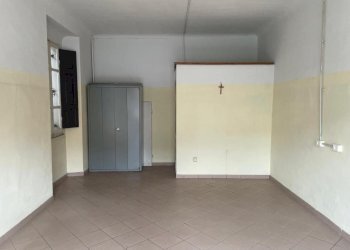 WhatsApp Image 2026-03-03 at 12.14.16.jpeg - Locale Commerciale Via XXIV Maggio 80, Novafeltria - foto 3