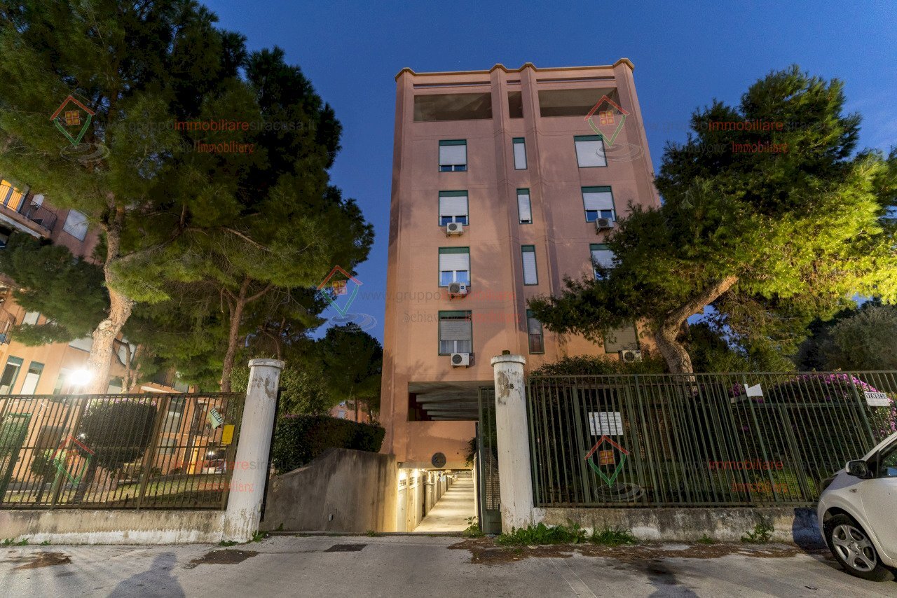 RIC00157.jpg - Box Siracusa - foto 1