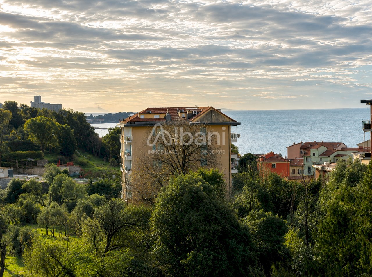 MA138_ Santerenzo di Lerici- quadrilocale in vendi - Four-room apartment Lerici - photo 1
