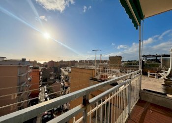 IMG_8118.jpg - Attico Viale Pio VII 106, Genova (zona Quarto) - foto 3