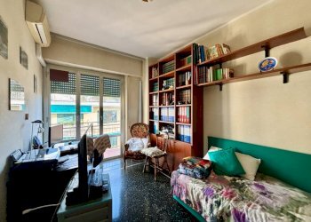 IMG_8142.jpg - Attico Viale Pio VII 106, Genova (zona Quarto) - foto 7